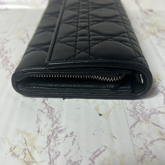 CHRISTIAN DIOR BLACK LAMBSKIN CANNAGE LADY DIOR RENDEZOUS WALLET ON CHAIN - Picture 7 of 17